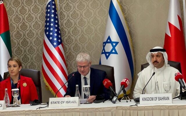 (L) Deputy Assistant Secretary of State for Near Eastern Affairs Yael Lempert, (C) Israel’s Foreign Ministry Director-General Alon Ushpiz and (R) Bahrain’s Undersecretary for International Affairs Sheikh Abdullah bin Ahmed Al Khalifa at the Negev Summit follow-up in Bahrain, June 27, 2022 (Foreign Ministry) (L) Deputy Assistant Secretary of State for Near Eastern Affairs Yael Lempert, (C) Israel’s Foreign Ministry Director-General Alon Ushpiz and (R) Bahrain’s Undersecretary for International Affairs Sheikh Abdullah bin Ahmed Al Khalifa at the Negev Summit follow-up in Bahrain, June 27, 2022 (Foreign Ministry)