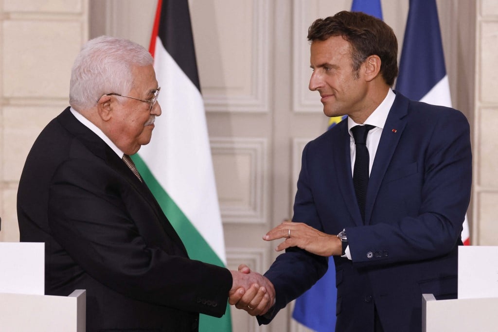 Abbas Calls for Hamas Disarmament Amid Gaza Power Struggle