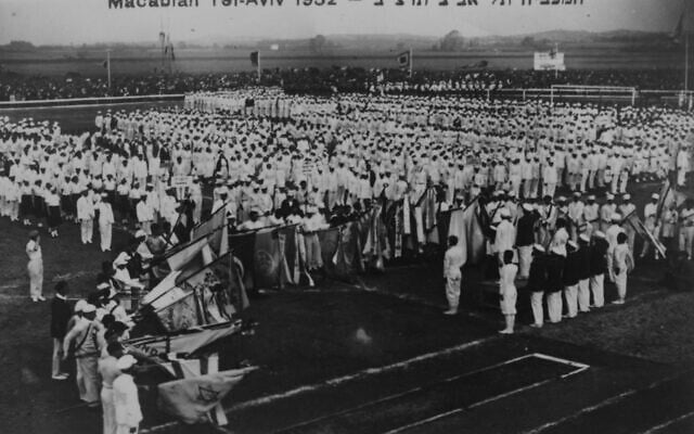Athletes line up at the inaugural Maccabiah Games in 1932. (Miriam Shamir/KKL–JNF Photo Archive via JTA)