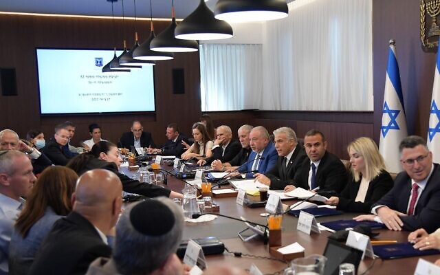 Prime Minister Yair Lapid heads a cabinet meeting at the Prime Minister's Office in Jerusalem, on July 17, 2022. (Haim Zach / GPO) Prime Minister Yair Lapid heads a cabinet meeting at the Prime Minister's Office in Jerusalem, on July 17, 2022. (Haim Zach / GPO)
