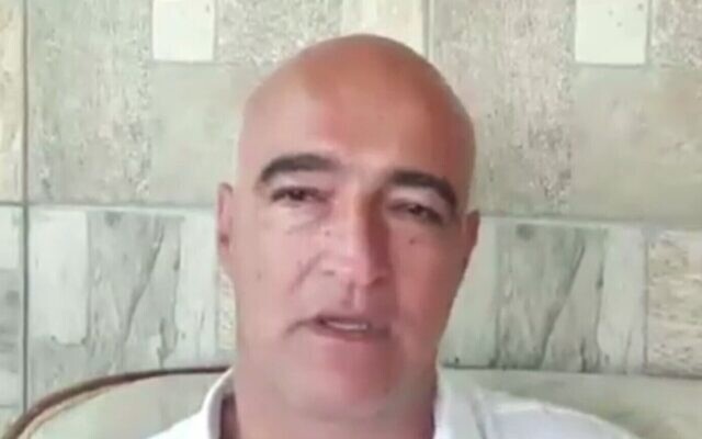 Screen capture from video of Dudi Ashkenazi after being released from a jail in Greece after two weeks, July 6, 2022. (Channel 13 news) Screen capture from video of Dudi Ashkenazi after being released from a jail in Greece after two weeks, July 6, 2022. (Channel 13 news)