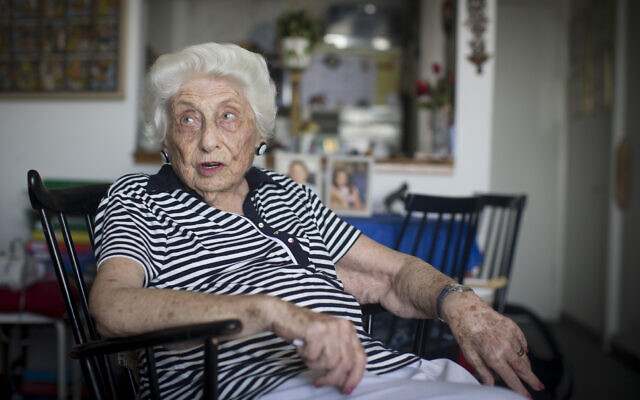 Tamar Eshel, at her home in Jerusalem, August 30, 2016. (Yonatan Sindel/ Flash90)