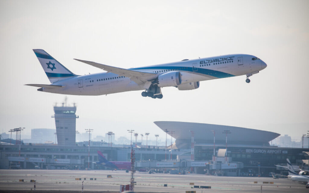 Illustrative: An El Al flight takes off at Ben Gurion Airport outside Tel Aviv, October 25, 2021. (Yossi Aloni/Flash90)