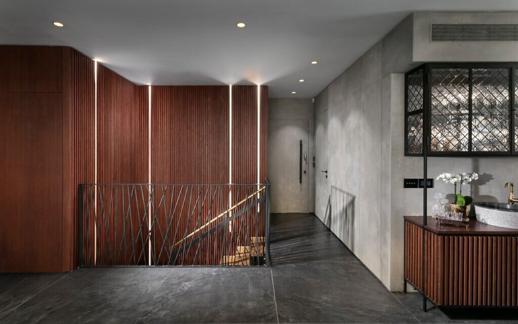 Gittie Pearl interior space