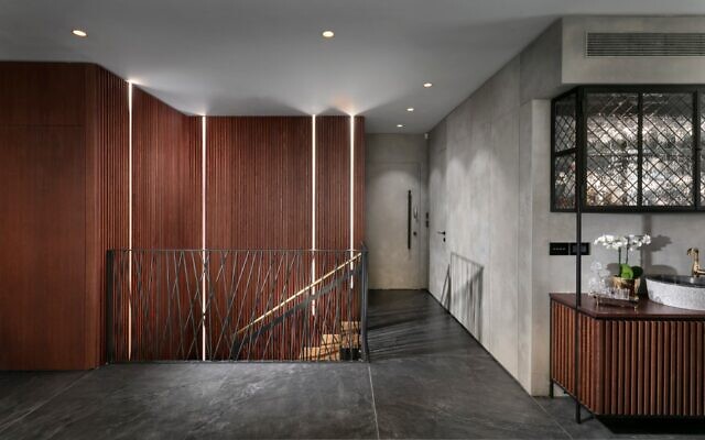 Gittie Pearl interior space