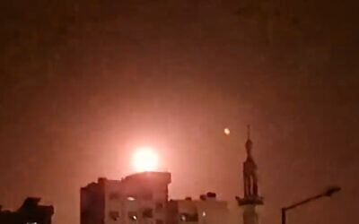 A still from a video purporting to show Syrian air defenses intercepting an Israeli missile, on July 22, 2022. (Screenshot: Twitter)