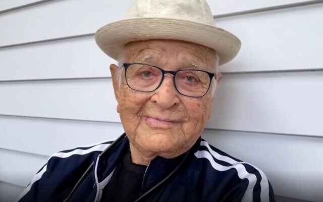 Norman Lear in a video uploaded to Instagram on July 27, 2022 (Screen grab) Norman Lear in a video uploaded to Instagram on July 27, 2022 (Screen grab)