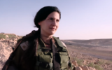 Maj. Or Livni speaks to the Kan public broadcaster on the Egyptian border, March 29, 2018. (Screenshot: Youtube/Kan)