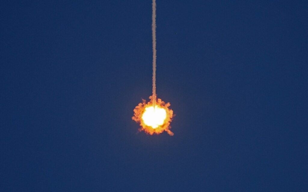Israel's Iron Dome air defense system intercepts a rocket launched by Palestinian terrorists in the Gaza Strip, above the southern coastal city of Ashkelon on August 7, 2022. (Jack Guez/AFP)