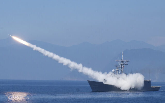 A Cheng Kung class frigate fires an anti air missile as part of a navy demonstration in Taiwan's annual Han Kuang exercises off the island's eastern coast near the city of Yilan, Taiwan, July 26, 2022. (AP Photo/Huizhong Wu) A Cheng Kung class frigate fires an anti air missile as part of a navy demonstration in Taiwan's annual Han Kuang exercises off the island's eastern coast near the city of Yilan, Taiwan, July 26, 2022. (AP Photo/Huizhong Wu)