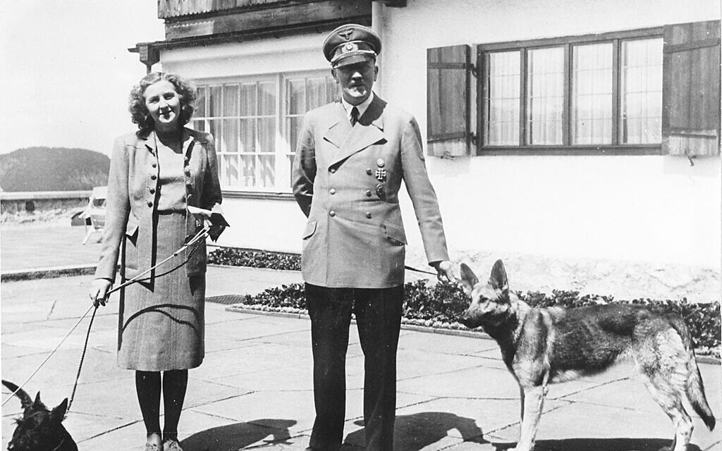 Adolf Hitler and Eva Braun with their dogs at the Berghof vacation house.
(Bundesarchiv Bild/Wikimedia Commons CC-BY-SA) Adolf Hitler and Eva Braun with their dogs at the Berghof vacation house.
(Bundesarchiv Bild/Wikimedia Commons CC-BY-SA)