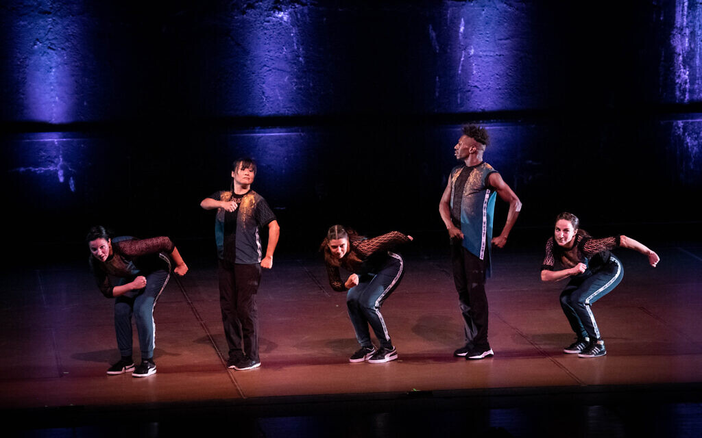 Ephrat Asherie Dance performing 'Odeon' at the 2022 Vail Dance Festival in Beaver Creek, Colorado on July 31, 2022. (Courtesy: Christopher Duggan) Ephrat Asherie Dance performing 'Odeon' at the 2022 Vail Dance Festival in Beaver Creek, Colorado on July 31, 2022. (Courtesy: Christopher Duggan)