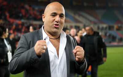 Barak Abramov, owner of Bnei Yehuda Tel Aviv F.C., celebrates his team win at the semi final match of the Israeli cup against Maccabi Tel Aviv F.C., at Teddy Stadium in Jerusalem on April 3, 2019. (Flash90)