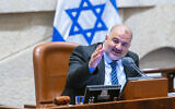Ra'am leader MK Mansour Abbas leads a discussion and a vote on a bill to dissolve the Knesset, June 29, 2022. (Olivier Fitoussi/Flash90)