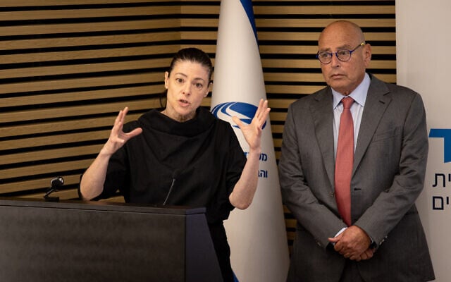Transportation Minister Merav Michaeli, left, and and National Road Safety Authority chair Avi Naor during a press conference at the Ministry of Transportation in Jerusalem, July 31, 2022. (Yonatan Sindel/Flash90) Transportation Minister Merav Michaeli, left, and and National Road Safety Authority chair Avi Naor during a press conference at the Ministry of Transportation in Jerusalem, July 31, 2022. (Yonatan Sindel/Flash90)