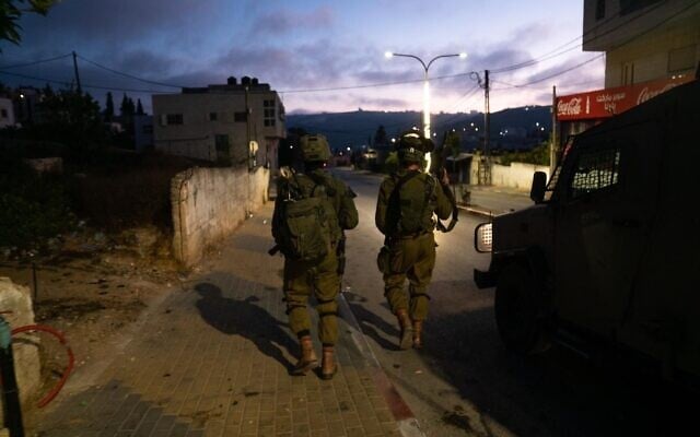 Illustrative: Israeli soldiers operate in the West Bank, August 24, 2022. (Israel Defense Forces)