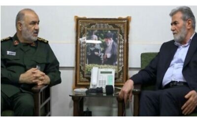 Head of Iran's Islamic Revolutionary Guard Corps (L) meets in Tehran with Palestinian Islamic Jihad's general-secretary Ziad Nakhaleh, August 6, 2022. (Screenshot)