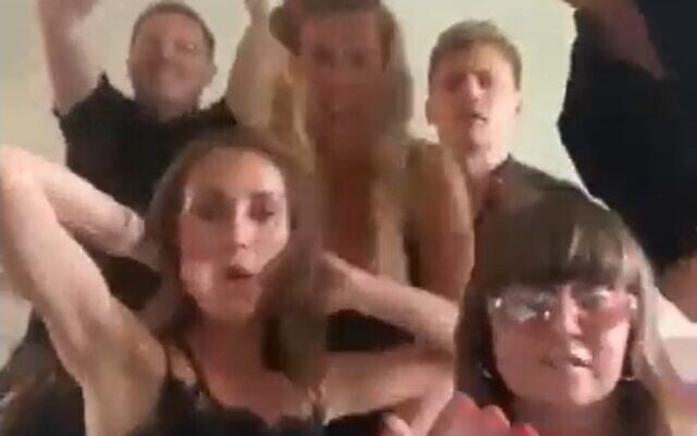 Finland’s Prime Minister Sanna Marin (bottom left) is seen dancing at a party, August 2022 (screenshot_ Finland’s Prime Minister Sanna Marin (bottom left) is seen dancing at a party, August 2022 (screenshot_