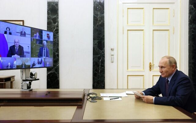 Russian President Vladimir Putin chairs a meeting on economic issues via a video link at the Kremlin in Moscow on September 12, 2022. (Gavriil Grigorov/Sputnik/AFP) Russian President Vladimir Putin chairs a meeting on economic issues via a video link at the Kremlin in Moscow on September 12, 2022. (Gavriil Grigorov/Sputnik/AFP)