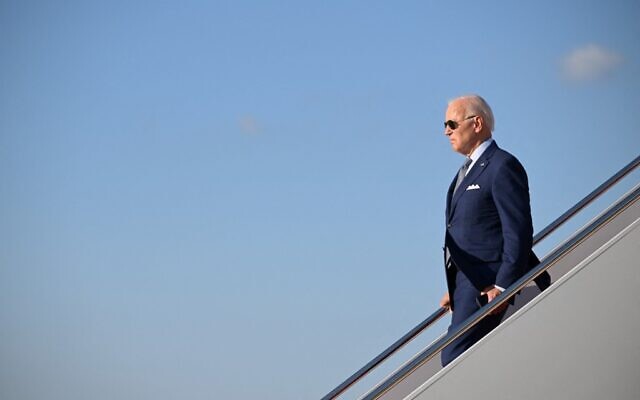 US President Joe Biden steps off Air Force One upon arrival at Andrews Air Force Base in Maryland on September 14, 2022. (MANDEL NGAN/AFP) US President Joe Biden steps off Air Force One upon arrival at Andrews Air Force Base in Maryland on September 14, 2022. (MANDEL NGAN/AFP)