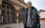 Roman Gerstein, 83, poses in front of the synagogue of Kryvyj Rig, central Ukraine, on September 22, 2022, amid the Russian invasion. (Genya Savilov/AFP)