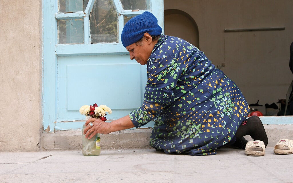 As of the taking of this photograph in 2007, Shamsi was one of three Jews who live in the Ezra Jacob Synagogue in Tehran. (Hassan Sarbakhsian/ via JTA)