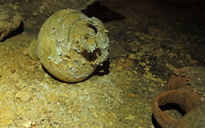 Preliminary IAA inspection of the 3,300-year-old cave at Palmachim National Park, September 13, 2022. (Emil Eljam/IAA)
