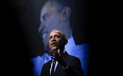 FILE - Former US President Barack Obama speaks during a memorial service for former Senate Majority Leader Harry Reid at the Smith Center in Las Vegas, January 8, 2022. (AP Photo/Susan Walsh, File)