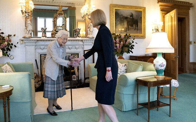 Britain's Queen Elizabeth II, left, welcomes Liz Truss during an audience at Balmoral, Scotland, where she invited the newly elected leader of the Conservative party to become Prime Minister and form a new government, Tuesday, September 6, 2022. (Jane Barlow/Pool Photo via AP) Britain's Queen Elizabeth II, left, welcomes Liz Truss during an audience at Balmoral, Scotland, where she invited the newly elected leader of the Conservative party to become Prime Minister and form a new government, Tuesday, September 6, 2022. (Jane Barlow/Pool Photo via AP)
