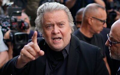 Former White House strategist Steve Bannon arrives at the Manhattan district attorney's office to surrender himself to New York authorities, September 8, 2022, in New York. (AP Photo/Eduardo Munoz Alvarez)