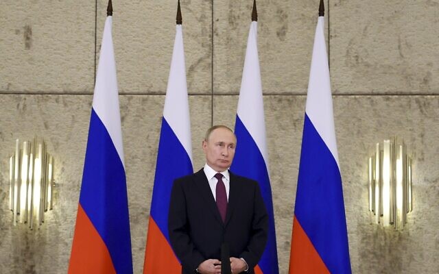 Russian President Vladimir Putin speaks to the media after the Shanghai Cooperation Organisation (SCO) summit in Samarkand, Uzbekistan, Friday, Sept. 16, 2022. (Sergei Bobylev, Sputnik, Kremlin Pool Photo via AP) Russian President Vladimir Putin speaks to the media after the Shanghai Cooperation Organisation (SCO) summit in Samarkand, Uzbekistan, Friday, Sept. 16, 2022. (Sergei Bobylev, Sputnik, Kremlin Pool Photo via AP)