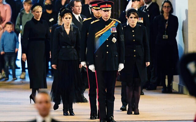 Left to right: Zara Tindall, Lady Louise, Princess Beatrice, Prince William, the prince of Wales, Prince Harry, Princess Eugenie, Viscount James Severn and Peter Phillips attend the vigil of the Queen's grandchildren around the coffin, as it lies in state on the catafalque in Westminster Hall, at the Palace of Westminster, London, Saturday, Sept. 17, 2022, ahead of her funeral on Monday. (Aaron Chown/Pool Photo via AP) Left to right: Zara Tindall, Lady Louise, Princess Beatrice, Prince William, the prince of Wales, Prince Harry, Princess Eugenie, Viscount James Severn and Peter Phillips attend the vigil of the Queen's grandchildren around the coffin, as it lies in state on the catafalque in Westminster Hall, at the Palace of Westminster, London, Saturday, Sept. 17, 2022, ahead of her funeral on Monday. (Aaron Chown/Pool Photo via AP)