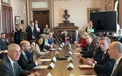 National Security Council chairman Eyal Hulata and US National Security Adviser Jake Sullivan lead the first meeting of the US-Israel strategic dialogue on technological cooperation at the White House on September 28, 2022. (Israeli Embassy in Washington)