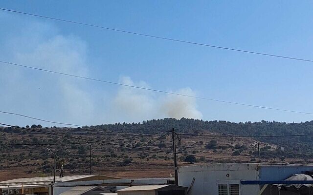 A fire blazes near Jerusalem on September 28, 2022. (Courtesy) A fire blazes near Jerusalem on September 28, 2022. (Courtesy)