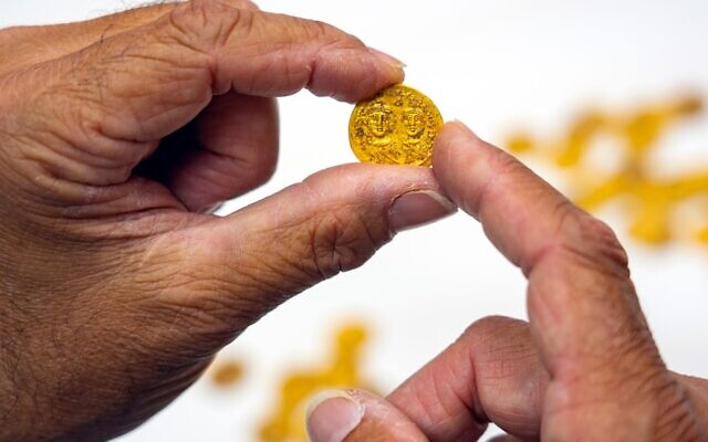 The image of the Emperor Heraclius and his son on a gold coin found at the Banias archeological site. (Yaniv Berman/ Israel Antiquities Authority)