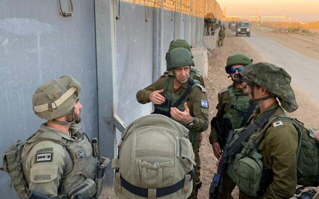 IDF chief Aviv Kohavi (center) speaks to then-commander of the 51st Golani Battalion, Lt. Col. Efraim Tehila, October 4, 2019. (Israel Defense Forces, file) IDF chief Aviv Kohavi (center) speaks to then-commander of the 51st Golani Battalion, Lt. Col. Efraim Tehila, October 4, 2019. (Israel Defense Forces, file)