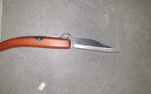 A knife found on a Palestinian teenager in the West Bank city of Hebron, October 27, 2022. (Israel Police)