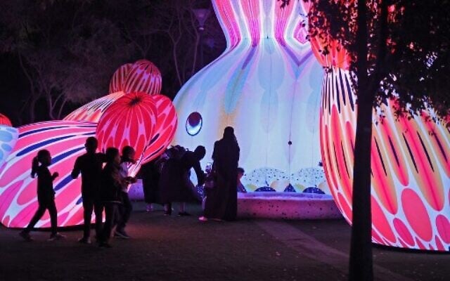 Saudis attend the Noor Riyadh lighting festival held at Al-Salam Park in the Saudi capital Riyadh, November 3, 2022. (Fayez Nureldine / AFP) Saudis attend the Noor Riyadh lighting festival held at Al-Salam Park in the Saudi capital Riyadh, November 3, 2022. (Fayez Nureldine / AFP)