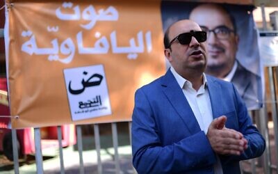 Balad party head MK Sami Abu Shahadeh arrives to cast his vote at a voting station for the Israeli general elections, November 1, 2022. (Tomer Neuberg/Flash90)
