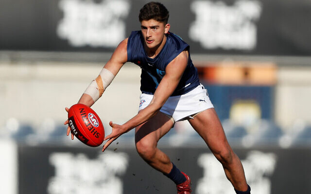 Harry Sheezel in action during the 2022 NAB AFL National Championships in Melbourne, Australia, July 2, 2022. (Dylan Burns/AFL Photos via JTA) Harry Sheezel in action during the 2022 NAB AFL National Championships in Melbourne, Australia, July 2, 2022. (Dylan Burns/AFL Photos via JTA)
