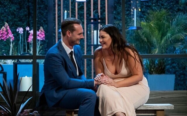 Brennon Lemieux and Alexa Alfia right after meeting for the first time on season 3 of 'Love Is Blind.' (Patrick Wymore/Netflix)