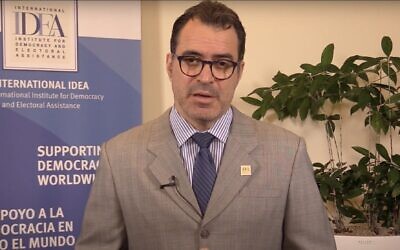 Kevin Casas-Zamora (YouTube video screenshot: used in accordance with Clause 27a of the Copyright Law)