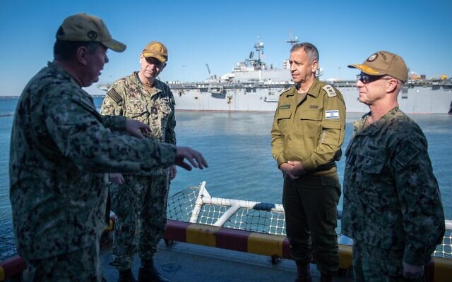 IDF chief Aviv Kohavi speaks with US Navy officials at the US Navy Fleet Forces Command (USFF) headquarters in Norfolk, Virginia, November 23, 2022. (Israel Defense Forces) IDF chief Aviv Kohavi speaks with US Navy officials at the US Navy Fleet Forces Command (USFF) headquarters in Norfolk, Virginia, November 23, 2022. (Israel Defense Forces)