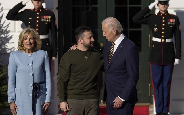 US President Joe Biden (R) and First Lady Jill Biden welcome Ukrainian President Volodymyr Zelensky to the White House on December 21, 2022 in Washington, DC. (Drew Angerer /Getty Images via AFP) US President Joe Biden (R) and First Lady Jill Biden welcome Ukrainian President Volodymyr Zelensky to the White House on December 21, 2022 in Washington, DC. (Drew Angerer /Getty Images via AFP)