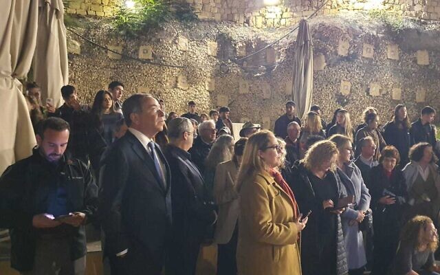 US Ambassador to Israel Tom Nides attends a Hanukkah candle lighting at the egalitarian plaza of the Western Wall in Jerusalem on December 20, 2022.(Reform Movement in Israel) US Ambassador to Israel Tom Nides attends a Hanukkah candle lighting at the egalitarian plaza of the Western Wall in Jerusalem on December 20, 2022.(Reform Movement in Israel)