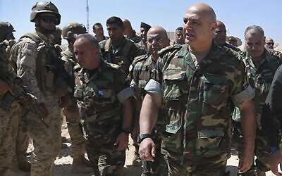Lebanese Army Commander Gen. Joseph Aoun, right, in Ras Baalbek, northeast Lebanon, on August 23, 2017. (Lebanese Army Website via AP) Lebanese Army Commander Gen. Joseph Aoun, right, in Ras Baalbek, northeast Lebanon, on August 23, 2017. (Lebanese Army Website via AP)