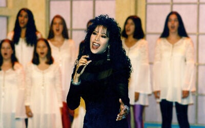 Israeli singer Ofra Haza, 1987. (Moshe Shai/FLASH90)