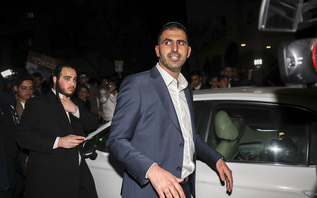 Communications Minister Shlomo Karhi seen after a meeting with Shas head Aryeh Deri outside his home in Jerusalem on January 18, 2023.  (Yonatan Sindel/Flash90)