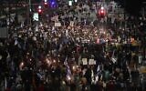 Israelis protest Prime Minister Benjamin Netanyahu and his his government that opponents say threatens democracy and freedoms, in Tel Aviv, Israel, January 21, 2023. (Tomer Neuberg/Flash90)
