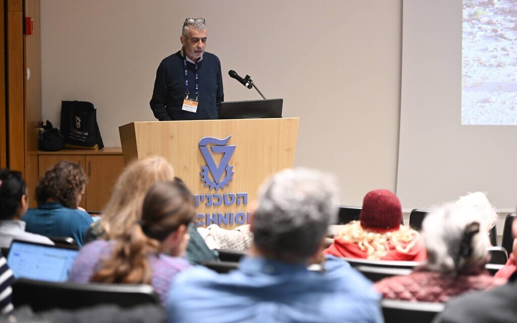 Prof. Israel Finkelstein speaks at a seminar launching the collaboration between the University of Haifa School of Archaeology and Maritime Cultures and the Technion at the Technion in Haifa on January 18, 2023. (Rami Slush/Technion). 